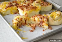 Cheesy Bacon Garlic Pinwheels Recipe — Crowd-Pleasing Appetizer