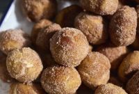 Cinnamon Sugar Sourdough Discard Pretzel Bites