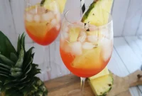 Pineapple Aperol Spritz: Tropical Cocktail Recipe & Tips