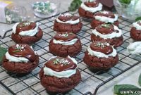 Chocolate Mint Thumbprint Cookies: Classic Recipe with Cool Filling