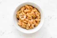 How to Get a Picky Eater Started on New Foods