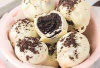 Decadent Oreo Truffles: Bite-Sized Chocolate Dessert Recipe