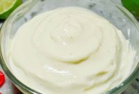 Homemade Whole30 Mayonnaise Recipe — Quick & Creamy