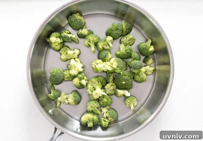 Quick Beef and Broccoli Stir-Fry in 20 Minutes 4 blanching broccoli in large skillet with water