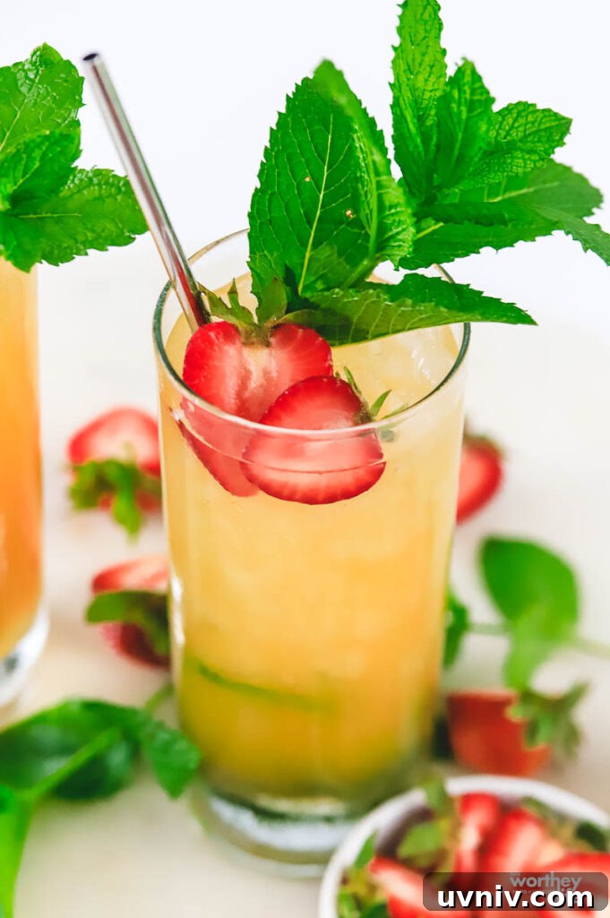 Peach and Strawberry Rum Mojito Recipe for Summer Cocktails 6 Peach & Strawberry Rum Mojito