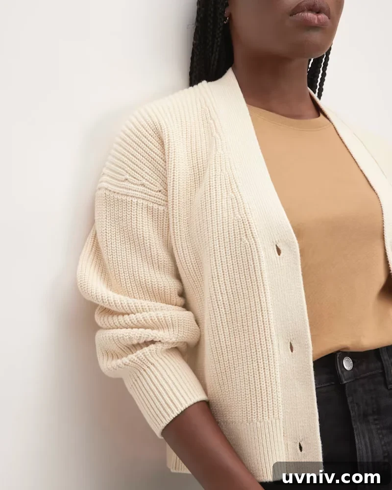 Versatile Fall Capsule Wardrobe: Essential Pieces & Outfit Ideas 3 img 12962 2
