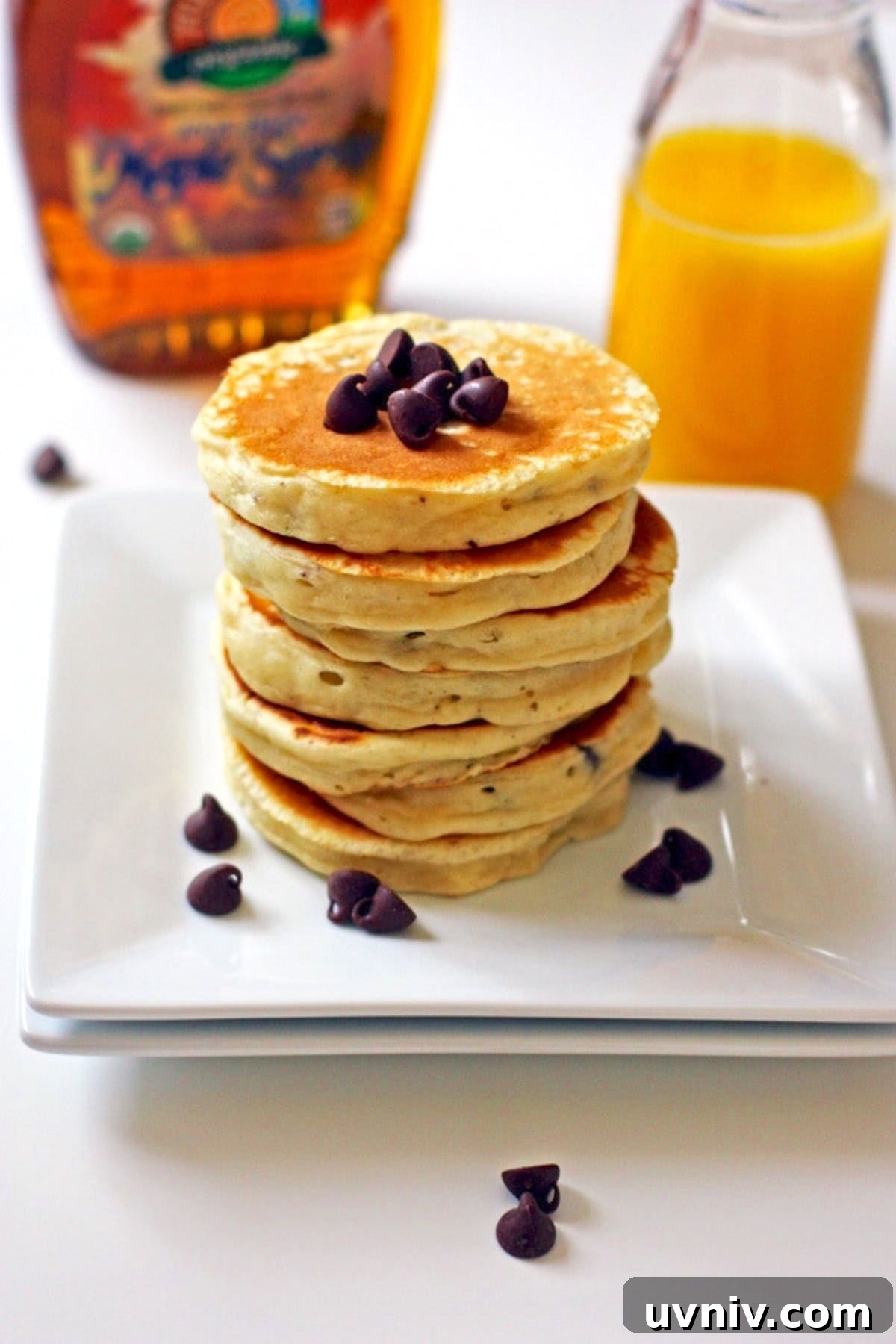 Irresistible Chocolate Chip Pancakes Recipe for Fluffy Stacks 3 Chocolate Chip Pancakes