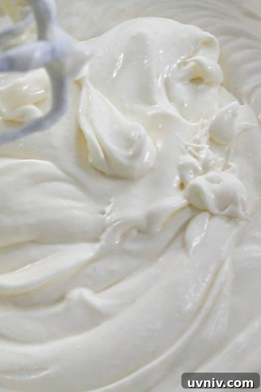 Cream Cheese Frosting Recipe: Simple, Smooth, and Delicious 3 Easy cream cheese frosting