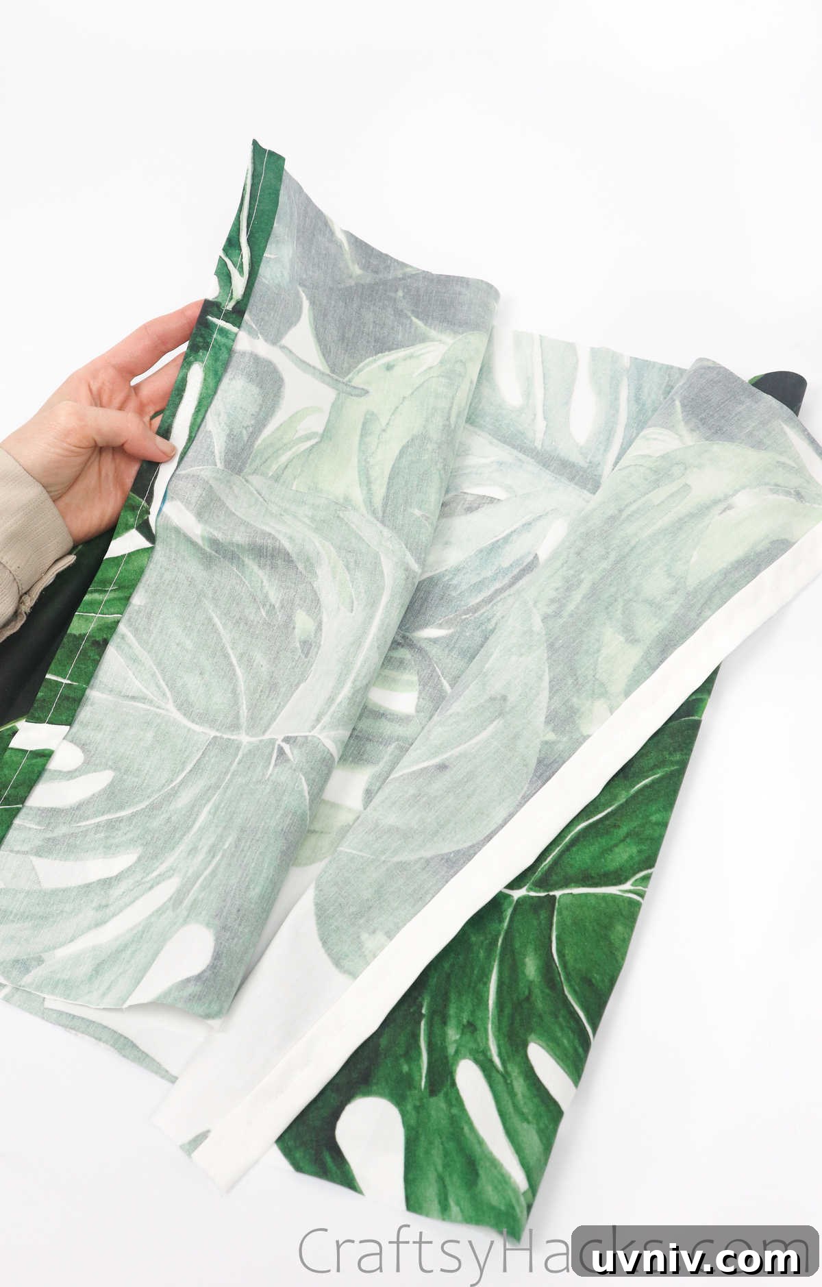 Sew a Pillowcase: Step-by-Step Guide for a Perfect Finish 12 sewn edge of fabric