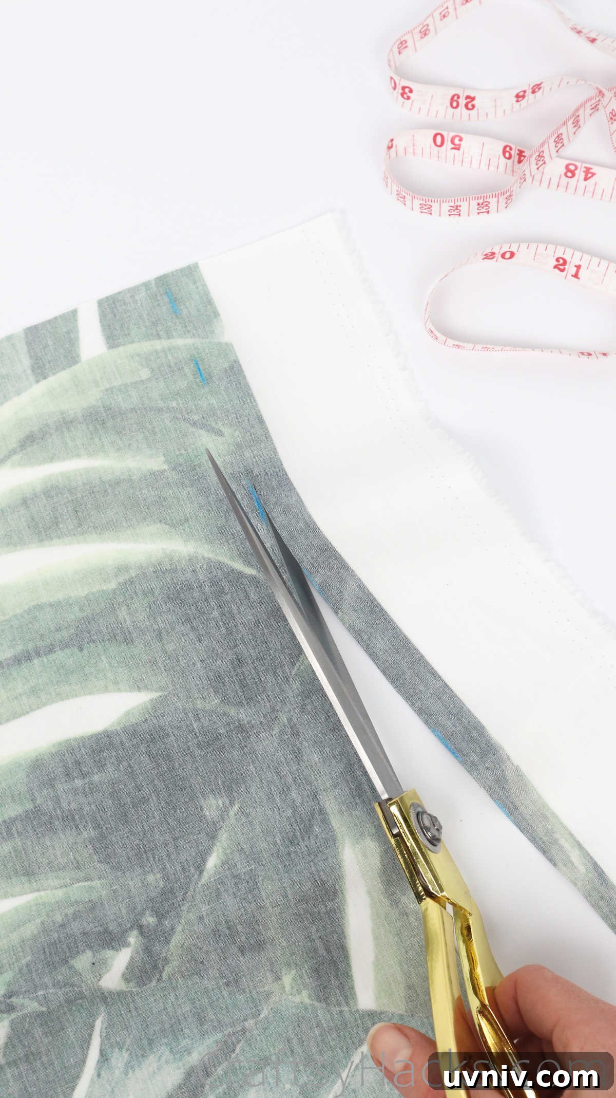 Sew a Pillowcase: Step-by-Step Guide for a Perfect Finish 8 cutting fabric