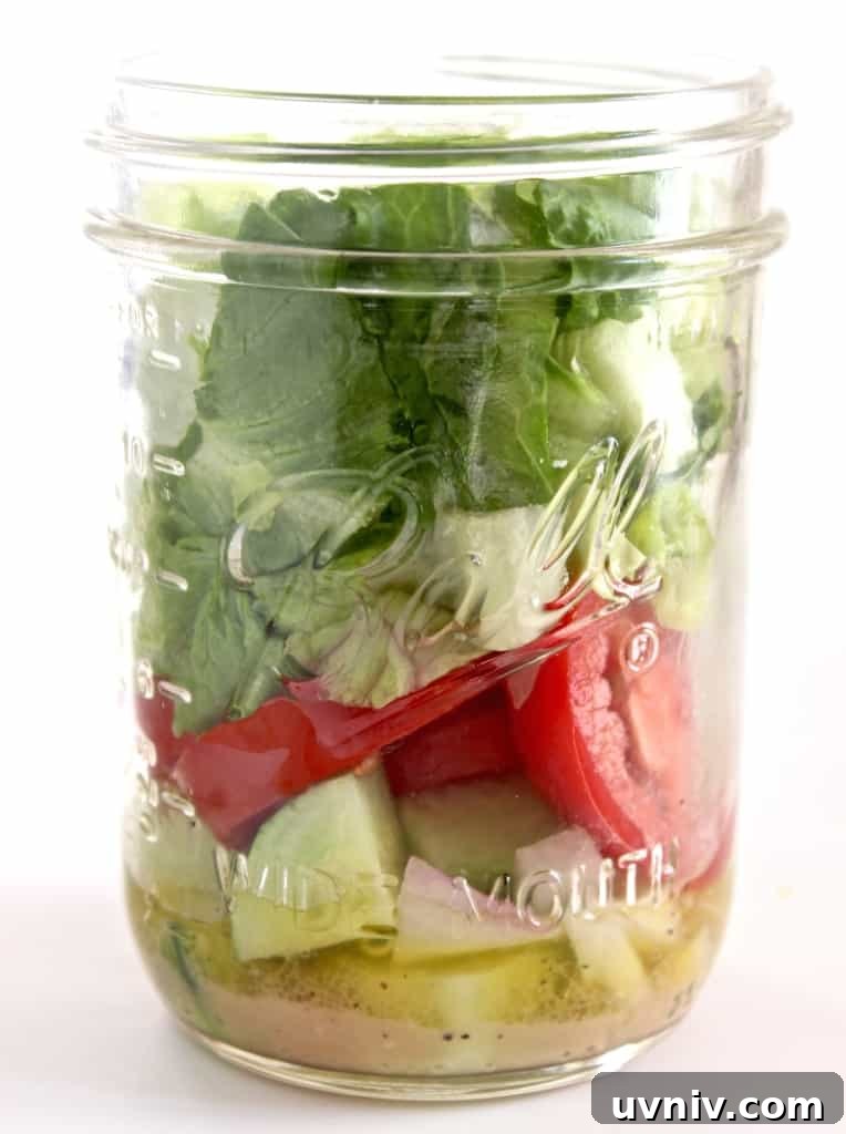 Make some Mason Jar Salads to have fresh & delicious salads for lunch all week!