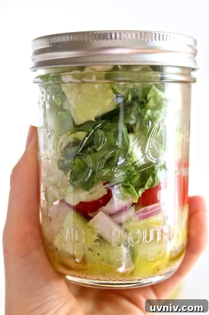 Make some Mason Jar Salads to have fresh & delicious salads for lunch all week!