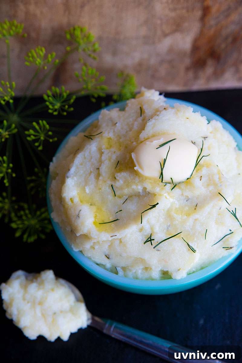 Creamy Garlic and Dill Mashed Cauliflower made in the Instant Pot 4 img 367 4