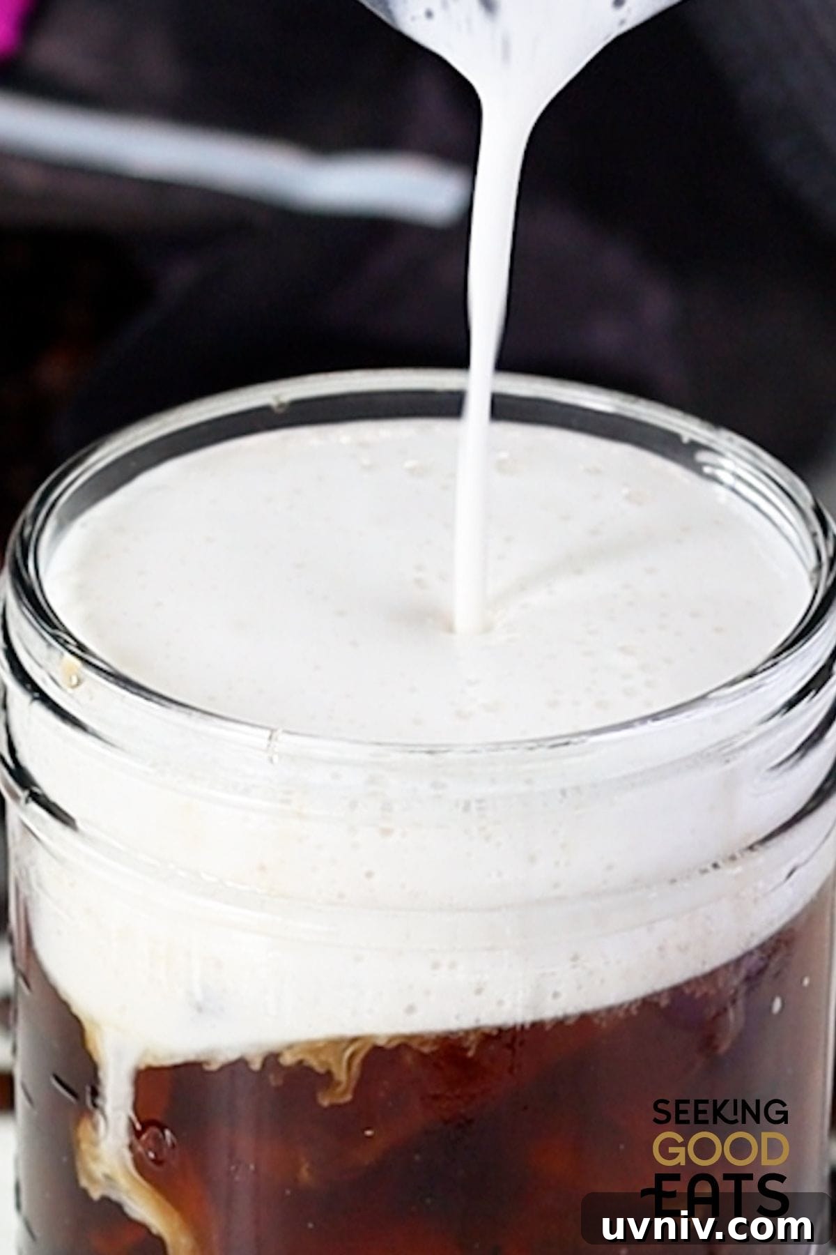 Vanilla Sweet Cream Cold Foam: Simple Recipe for Coffee Topping 3 Sweet cream cold foam