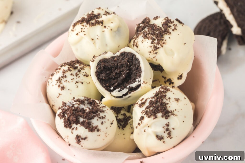 Decadent Oreo Truffles: Bite-Sized Chocolate Dessert Recipe 5 oreo truffle in bowl