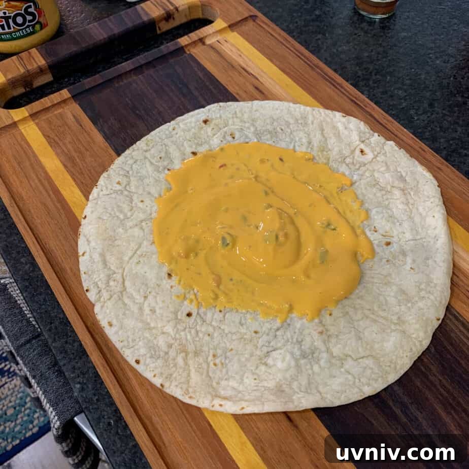 Crunchwrap Supreme with Pulled Pork: Copycat Recipe & Tips 4 tortilla and queso for pulled pork crunch wrap
