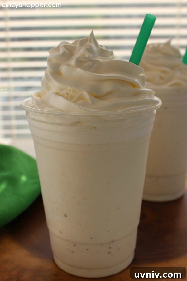 Copycat Starbucks Vanilla Bean Frappuccino - Super simple to make at home. Save yourself some $$'s.