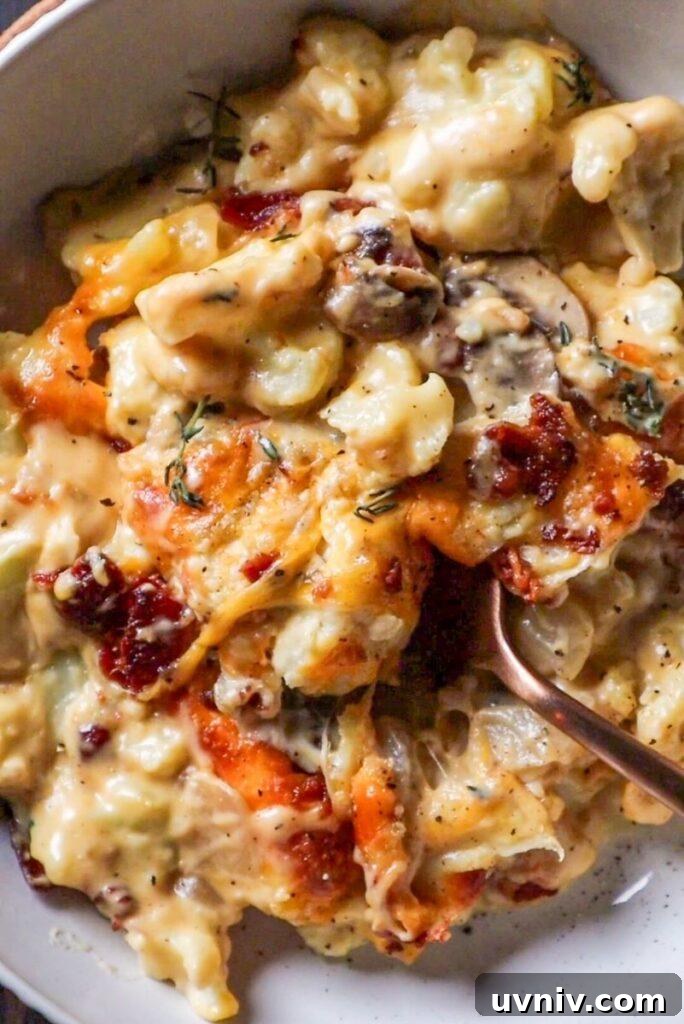Cheesy Cauliflower Bake with Bacon and Mushrooms (Low-Carb) 4 cheesy cauliflower bake