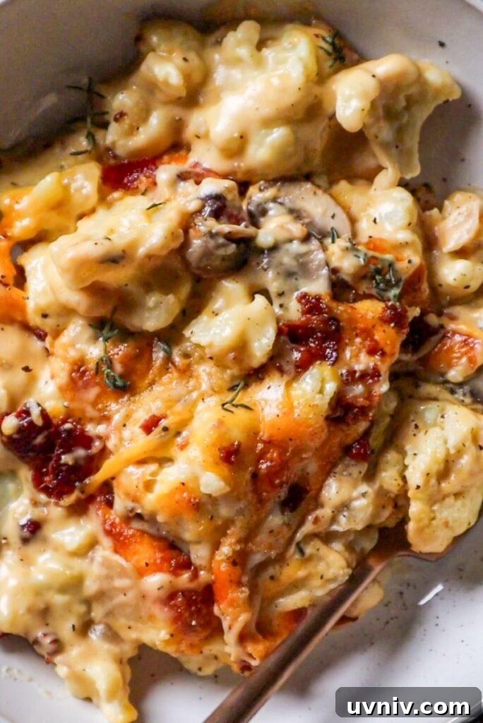 Cheesy Cauliflower Bake with Bacon and Mushrooms (Low-Carb) 6 baked cauliflower with cheese