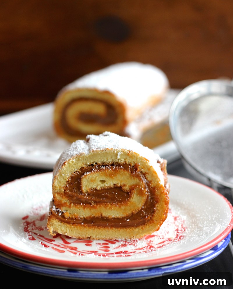 Pionono de Arequipe (Dulce de Leche Cake Roll)