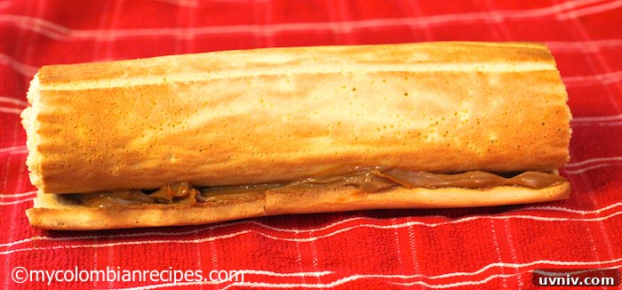 Rolled Pionono with Dulce de Leche
