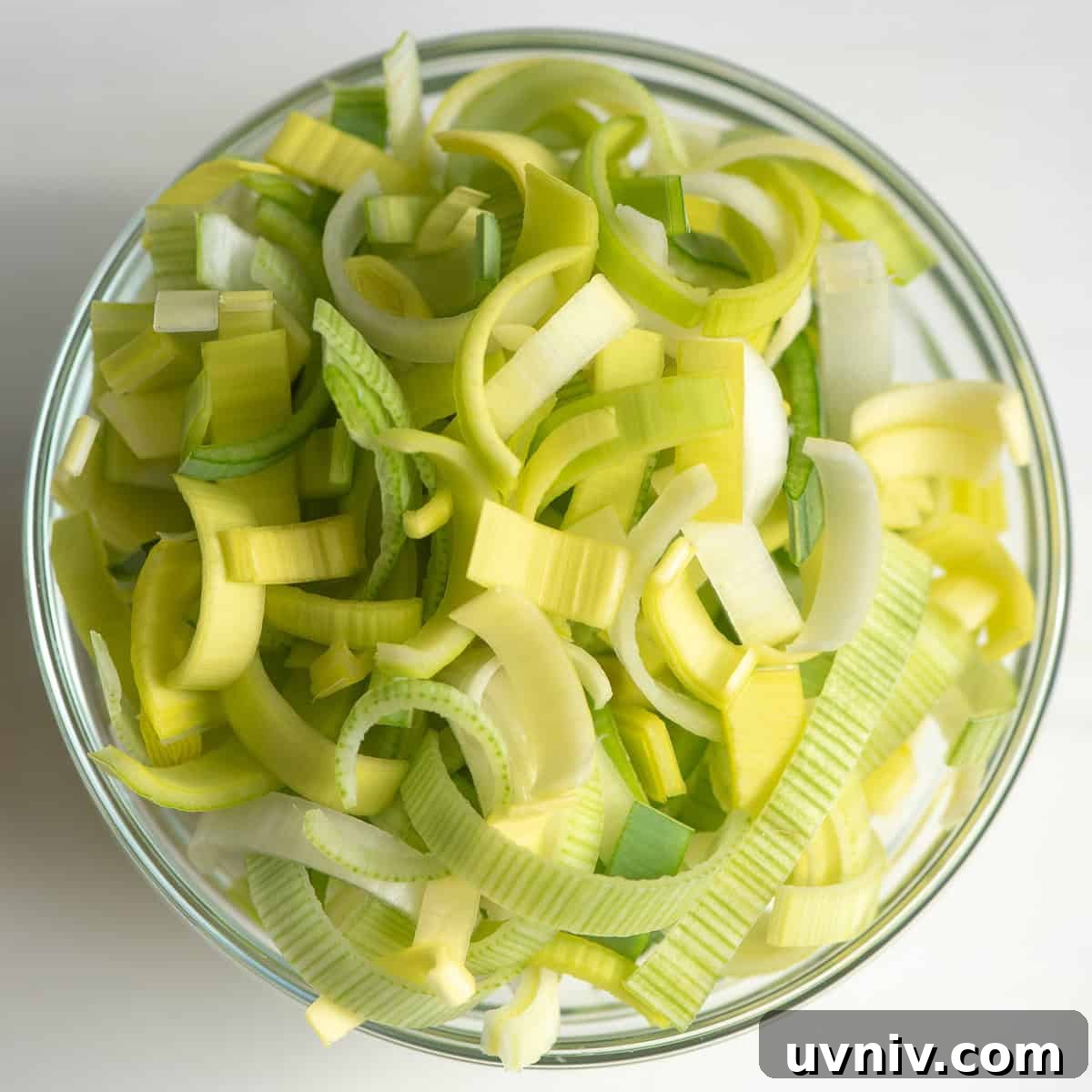 Sliced leeks in a bowl.